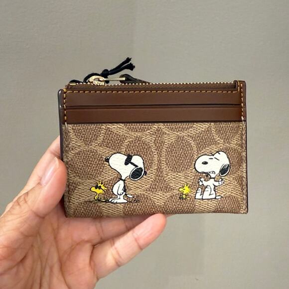 Last 1‼️Coach X Peanuts Mini Skinny Id Case Signature Canvas Snoopy CBT14 - Picture 1 of 5